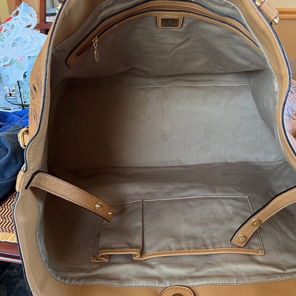 MCM - Picture 10 of 16